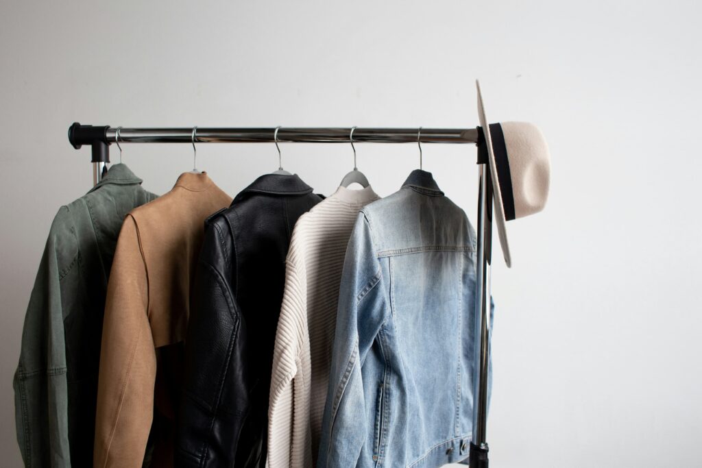 STEP4：残った服を一箇所に戻す
