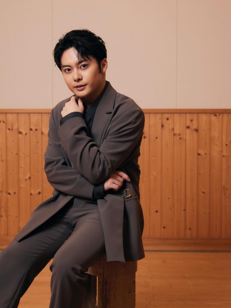 中村莟玉　プロフィール　大学