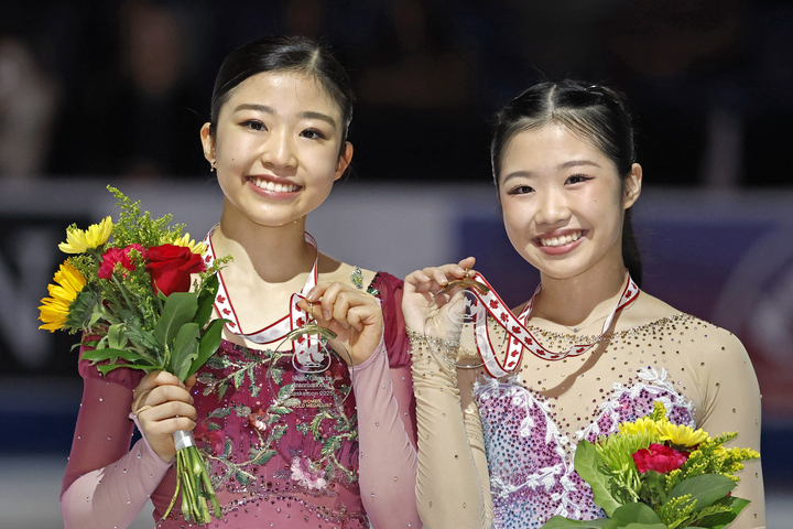 千葉百音と中井亜美