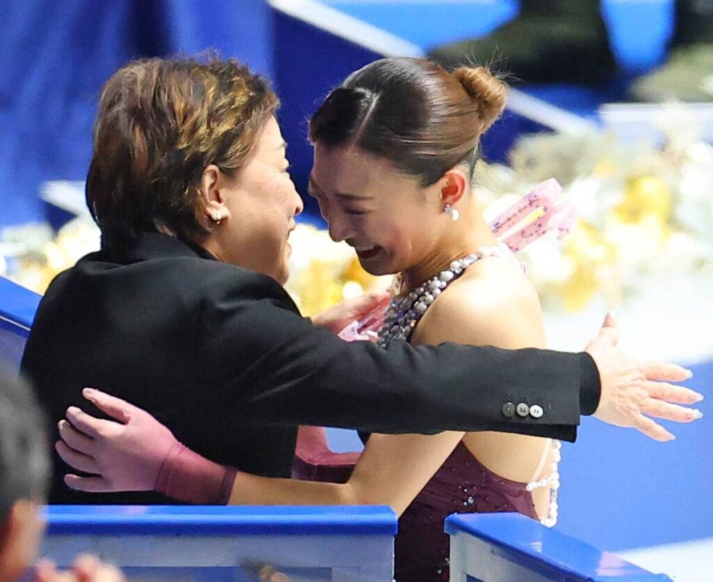 中野園子コーチと坂本花織選手